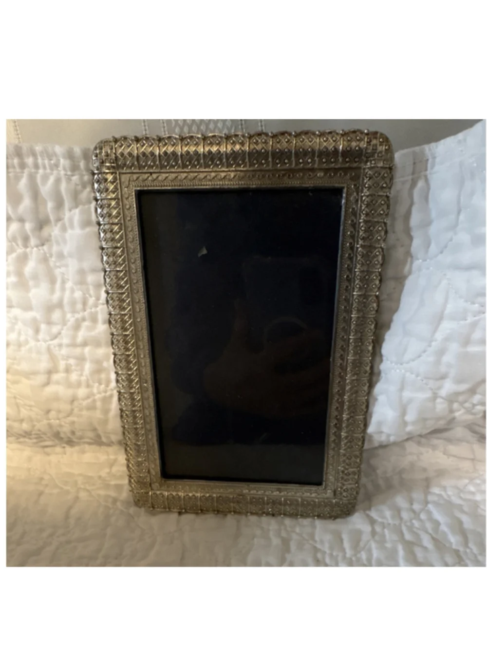 Gold Tone Ornate Metal Rectangle Freestanding Photo Frame Clear Glass Portrait